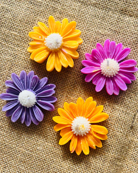Daisy flower candles